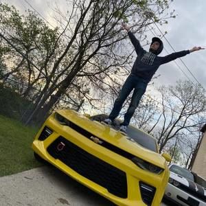 Meet your Posher, Devin